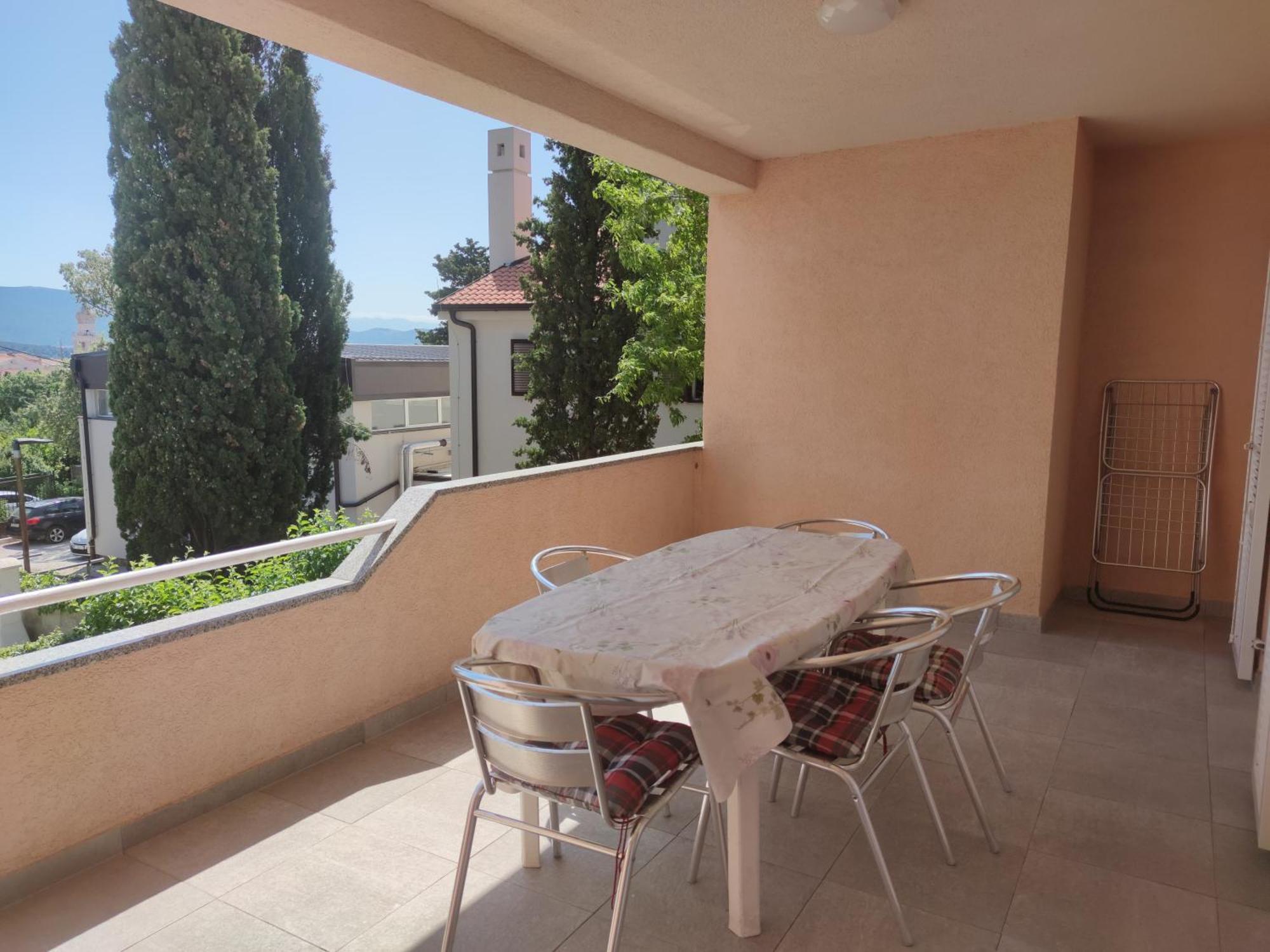 Apartments Dijana Krk Town Exterior photo