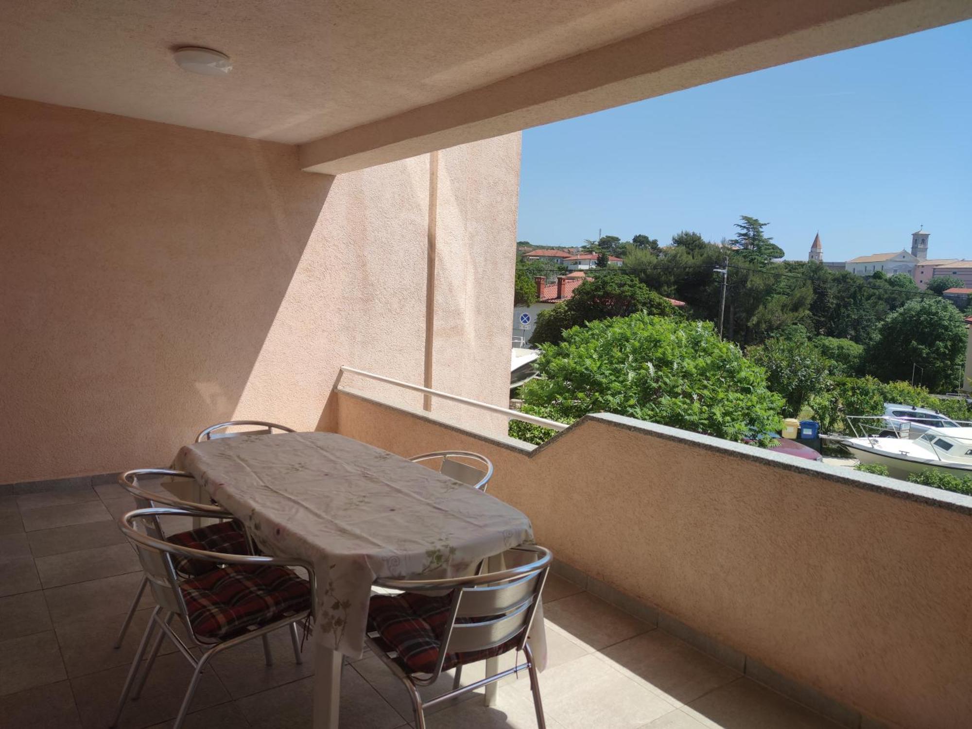 Apartments Dijana Krk Town Exterior photo